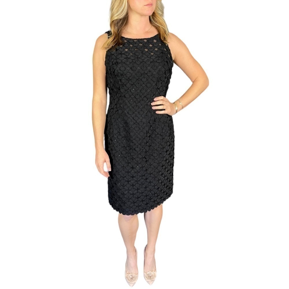 CARMEN MARC VALVO BLACK LATTICE DOT APPLIQUE CRYSTAL SLEEVELESS SHEATH DRESS
